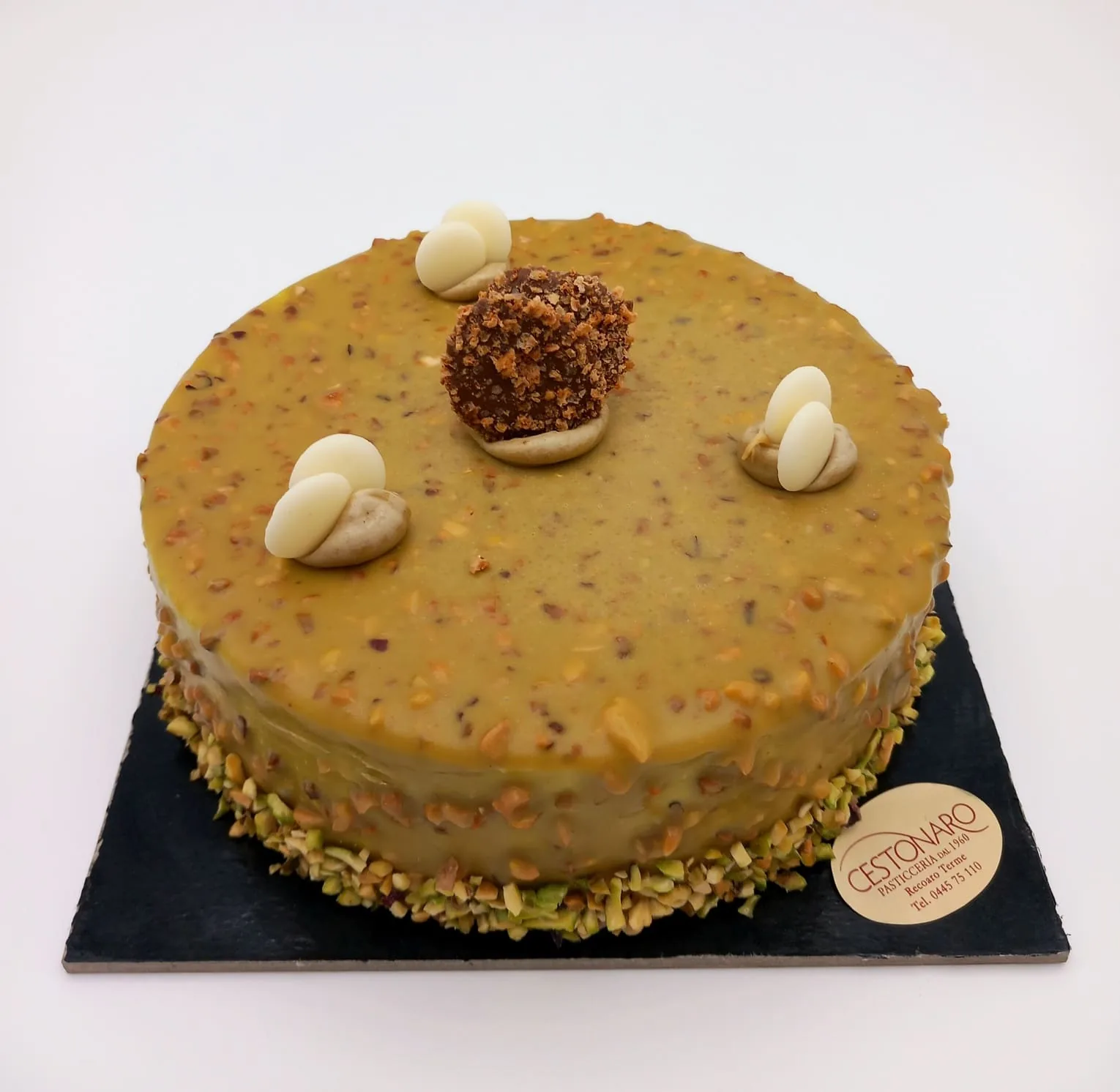 torta-pistacchio-cioccolatino-ferrero-cestonaro